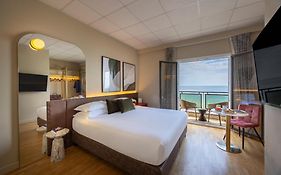 Uappala Hotel Cruiser