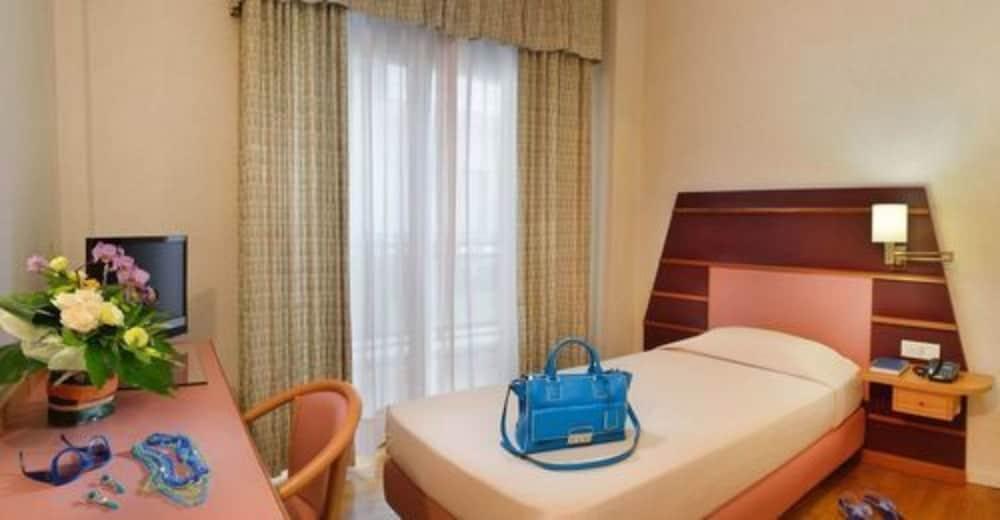 Uappala Hotel Cruiser Pesaro Esterno foto
