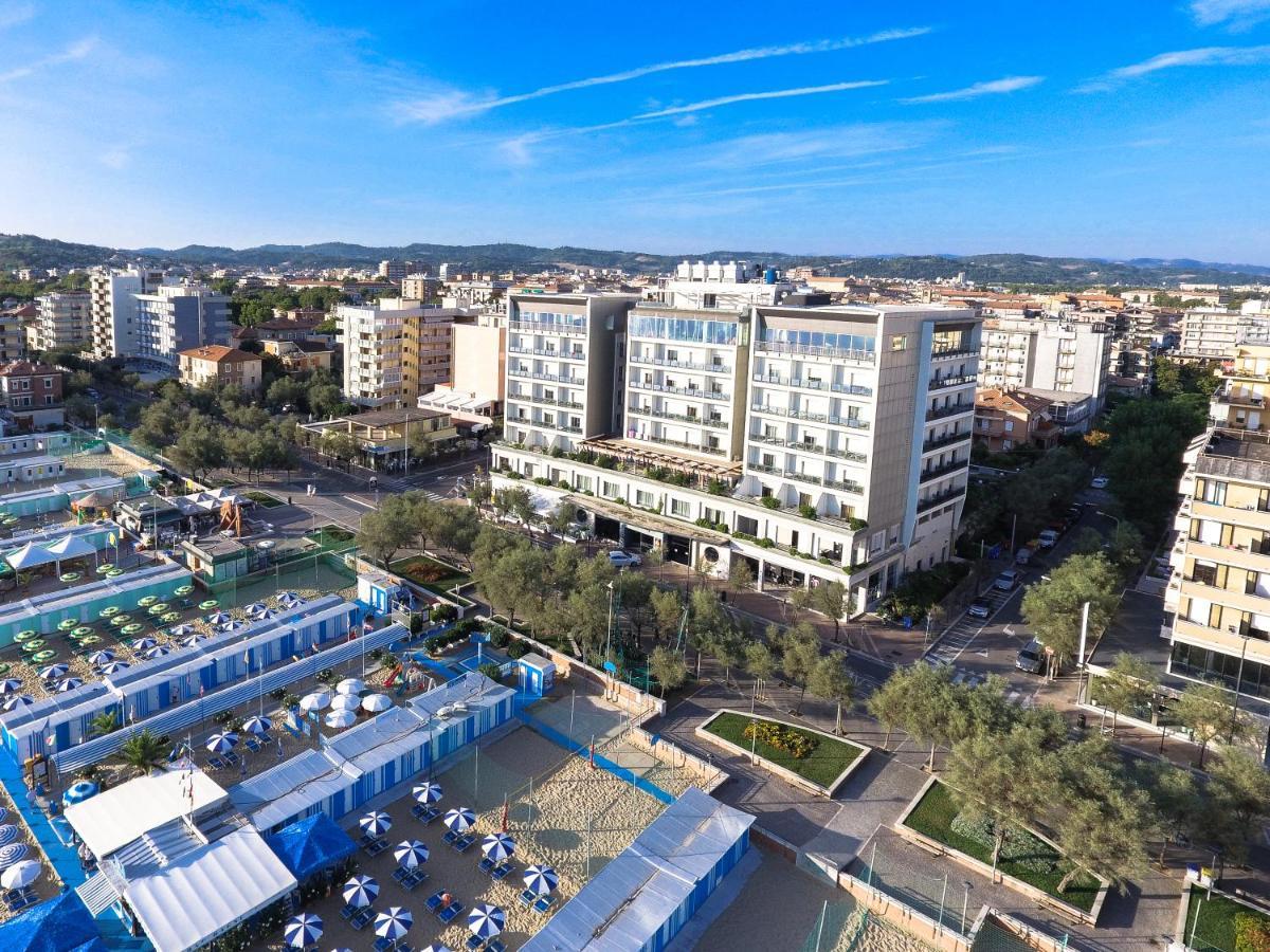 Uappala Hotel Cruiser Pesaro Esterno foto