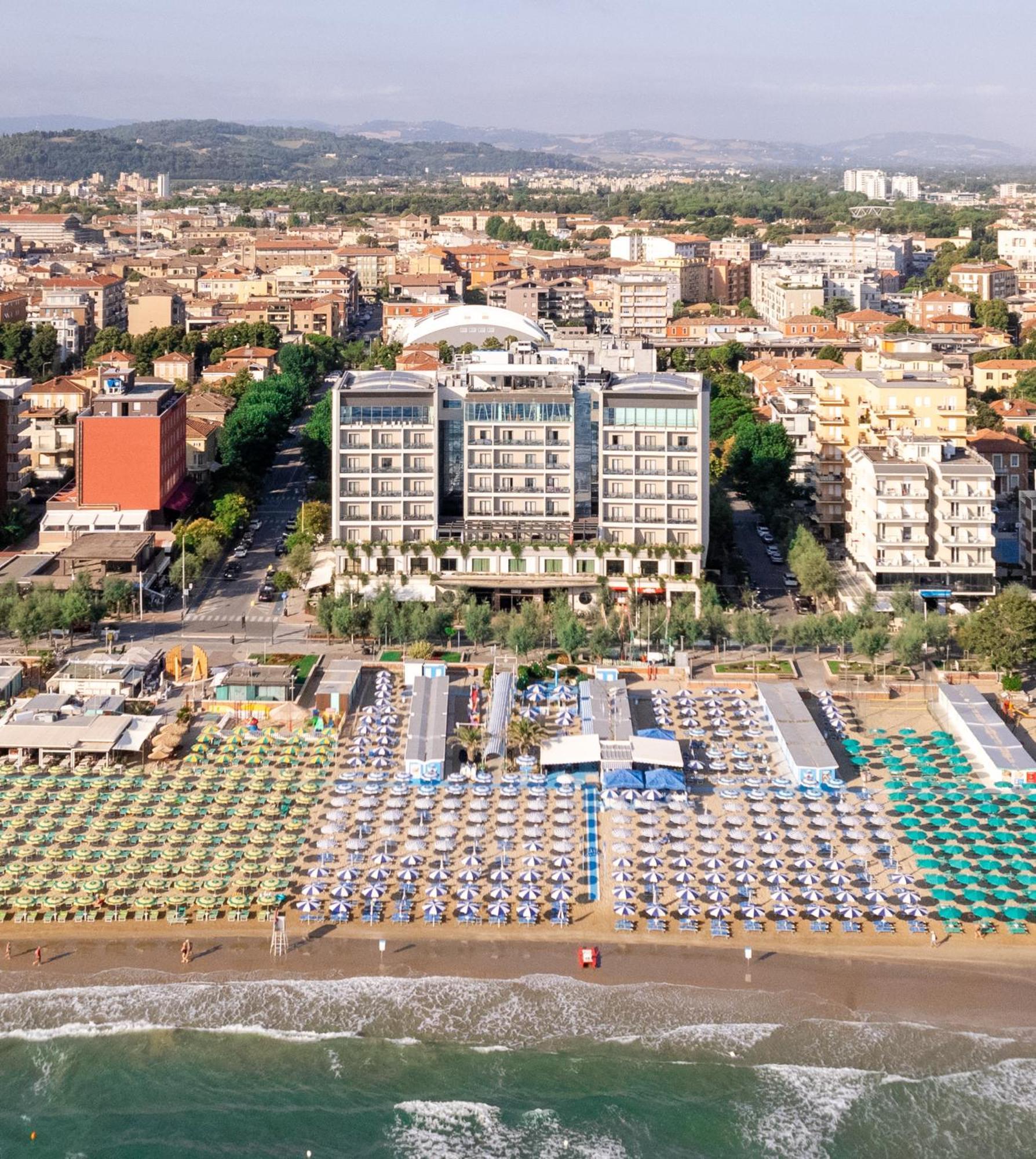 Uappala Hotel Cruiser Pesaro Esterno foto